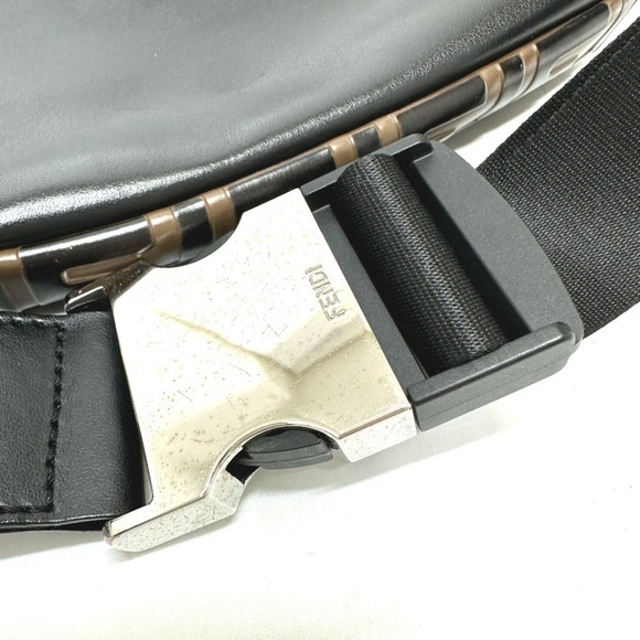 FENDI Black Leather Zucca Shoulder Bag - Picture 5 of 12